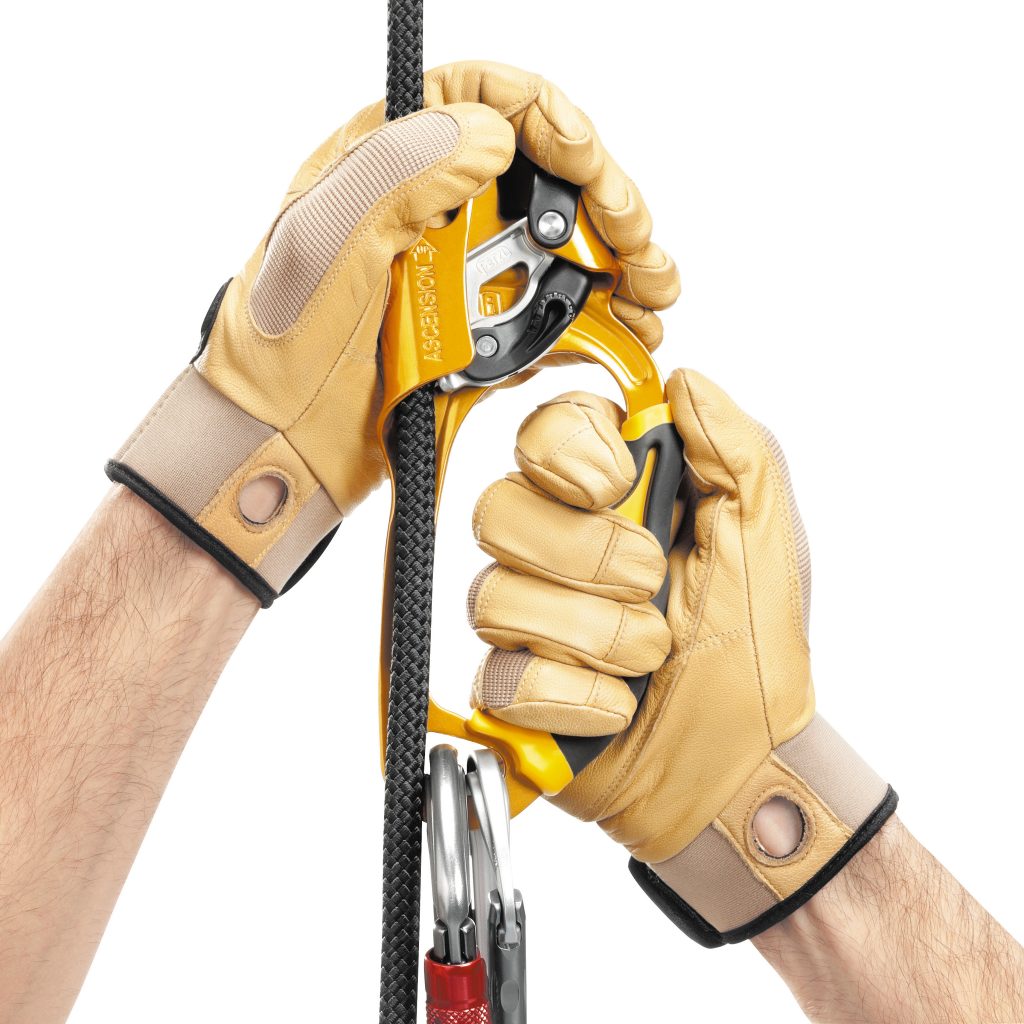 صعود با یومار و کرول کوه پلاس اسماعیلی