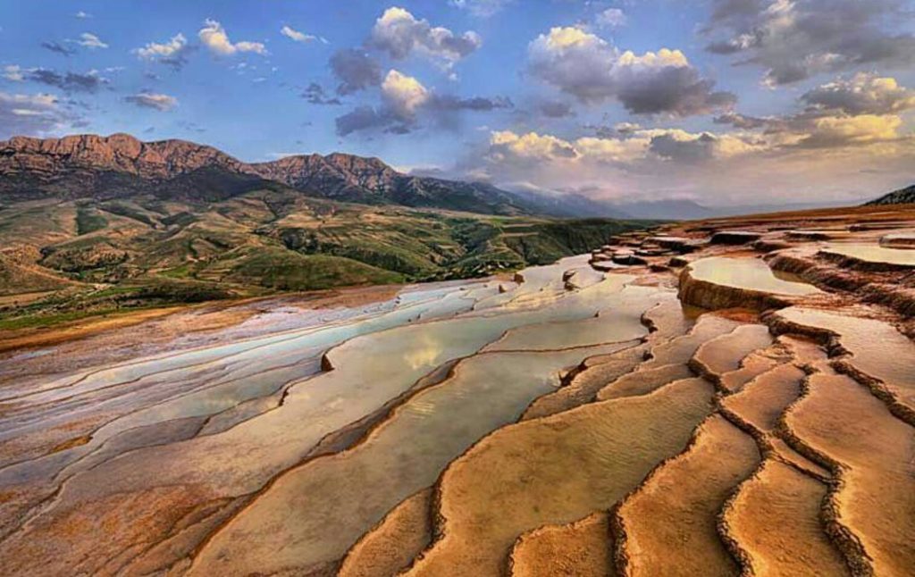 باداب سورت کوه پلاس