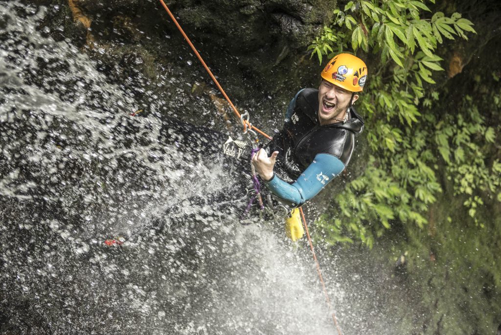 گره استون نات کوه پلاس اسماعیلی