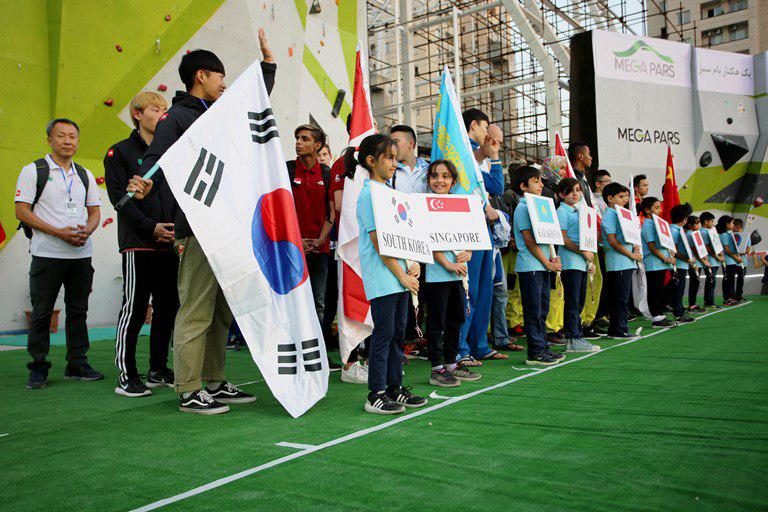 برگزاری مراسم باشکوه افتتاحیه مسابقات سنگ‌نوردی قهرمانی آسیا