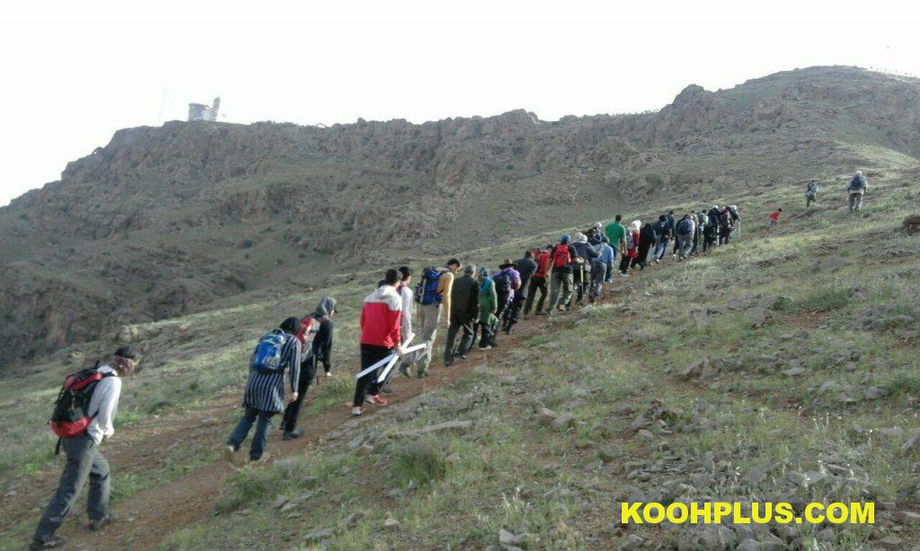 کوهپیمایی عمومی قله زو کوه پلاس
