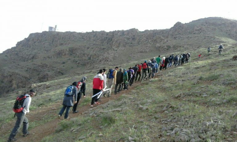 کوهپیمایی عمومی قله زو کوه پلاس