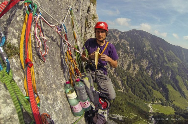 کوتاه کردن طول کوئیک دیواره نوردی رضا اسماعیلی کوه پلاس