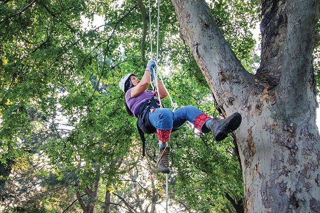 عبور از گره در صعود روی تک طناب کوه پلاس رضا اسماعیلی