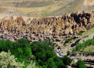 روستای تاریخی کندوان Kandovan Stone Village کوه پلاس